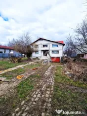 Casa de vanzare S+P+M , Teiș – la 5 minute de Târgovișt 