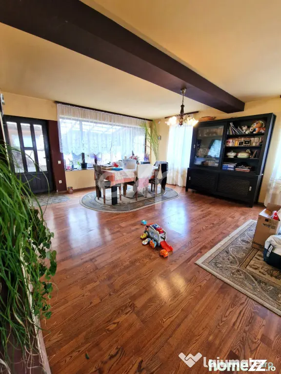Casa de vanzare S+P+M , Teiș – la 5 minute de Târgovișt