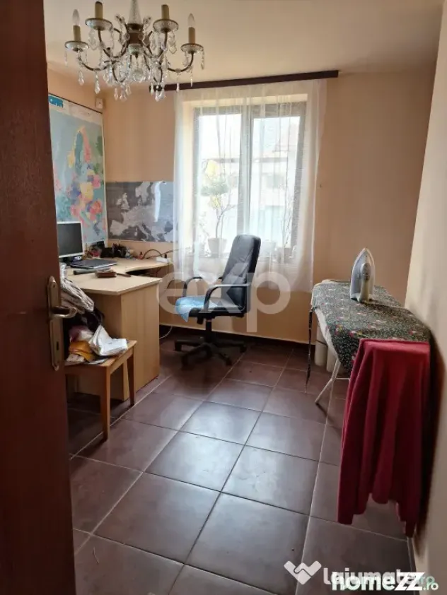 Casa de vanzare S+P+M , Teiș – la 5 minute de Târgovișt