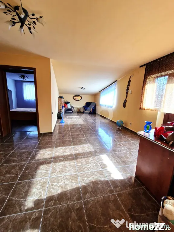 Casa de vanzare S+P+M , Teiș – la 5 minute de Târgovișt