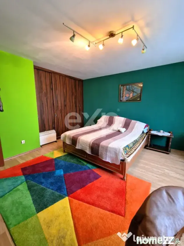 Casa de vanzare S+P+M , Teiș – la 5 minute de Târgovișt