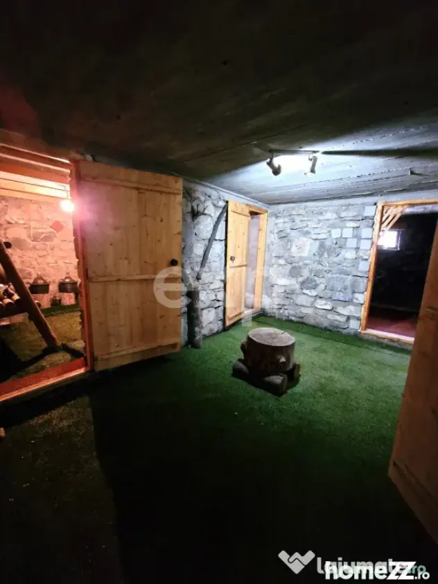 Casa de vanzare S+P+M , Teiș – la 5 minute de Târgovișt
