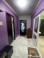 Apartament cu 4 camere, trilateral, 2 bai, Craiovita, zona P 