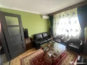 Apartament cu 4 camere, trilateral, 2 bai, Craiovita, zona P 