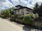Teren intre vile Academia Ecvestra Mogosoaia 
