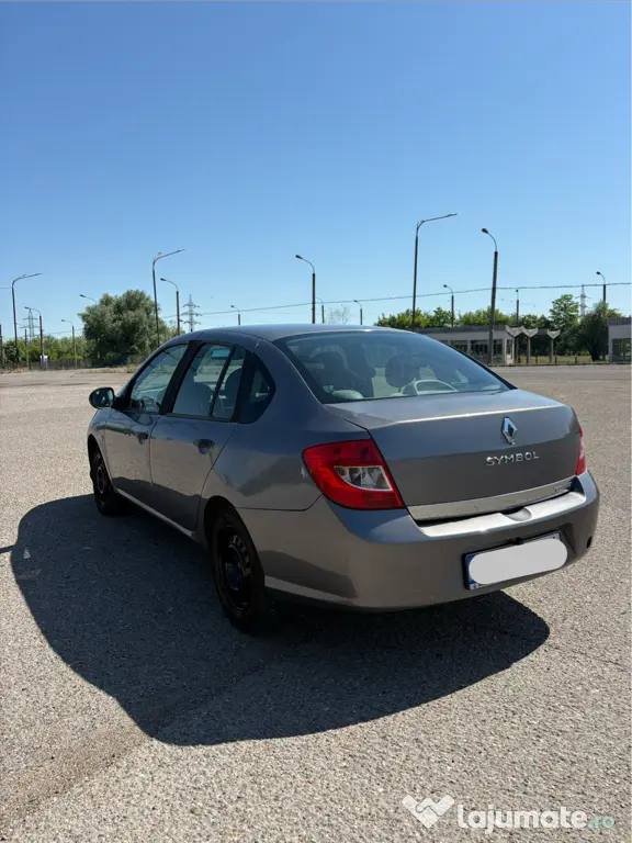 Vând Renault Symbol 2009 – 1.2 benzină, 75 CP