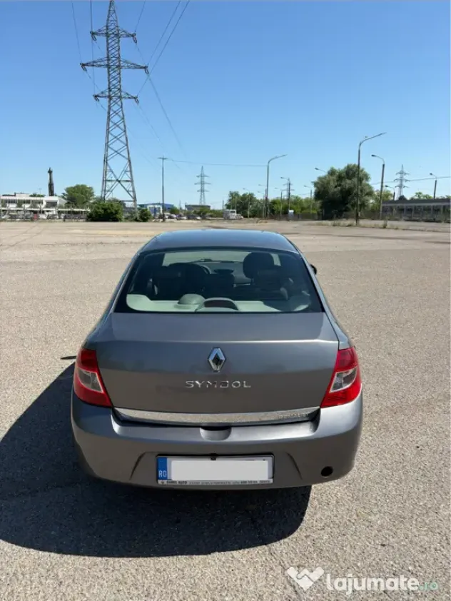 Vând Renault Symbol 2009 – 1.2 benzină, 75 CP