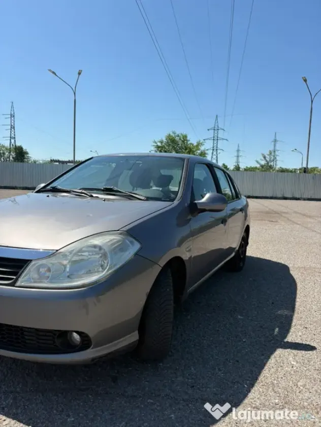 Vând Renault Symbol 2009 – 1.2 benzină, 75 CP