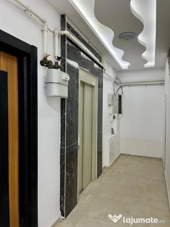 Apartament cu 3 camere în zona Vega Butoaie, cu vedere la l