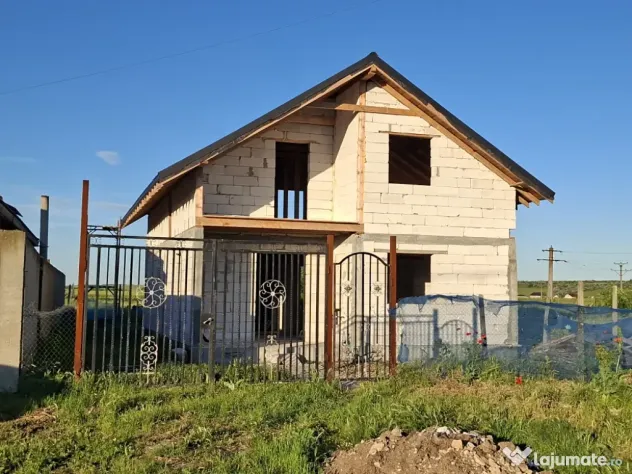 Vand Casa la Rosu P+M Poarta Alba