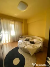 Apartament 3 camere, decomandat, 78mp, zona Kfc 