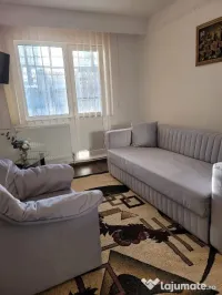 Apartament cu 2 camere de închiriat