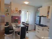 Apartament 4 camere etaj 1 Cartier Noua 99mp doua parcari 