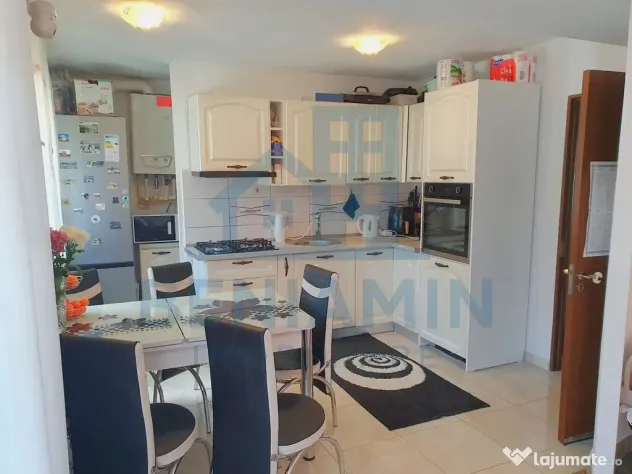 Apartament 4 camere etaj 1 Cartier Noua 99mp doua parcari