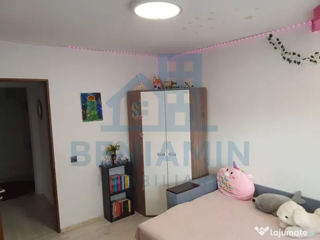 Apartament 4 camere etaj 1 Cartier Noua 99mp doua parcari