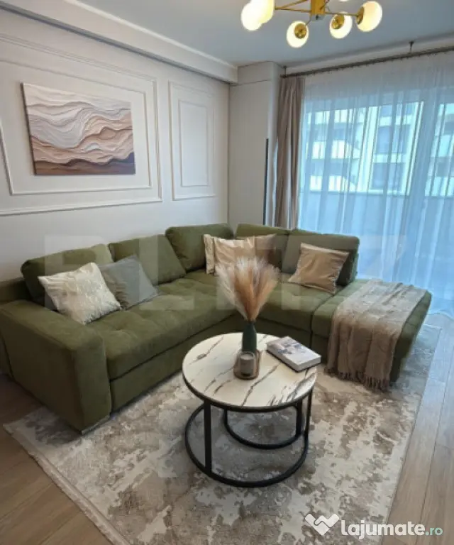 Apartament lux, 2 camere, garaj, zona Eroilor