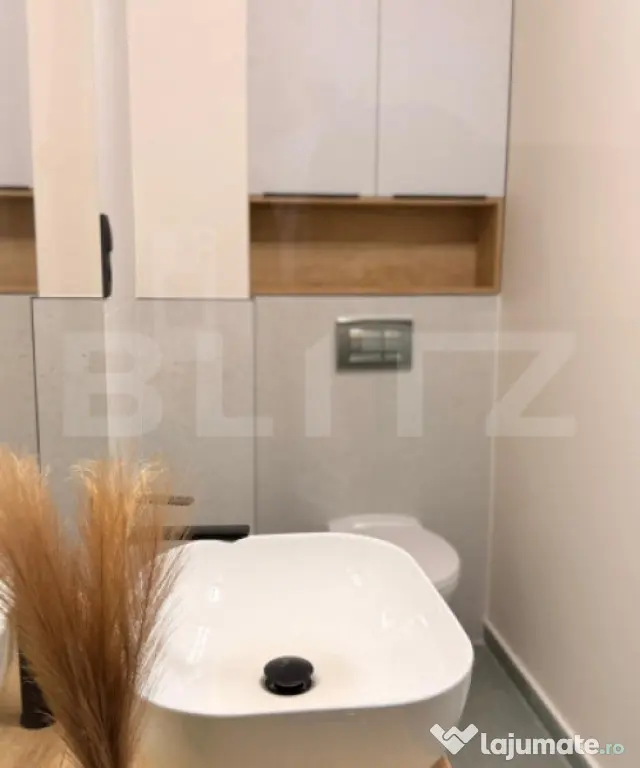 Apartament lux, 2 camere, garaj, zona Eroilor