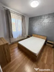 Apartament 3 camere, semidecomandat - zona Florilor 