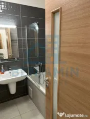 Apartament 2 camere in Top City Coresi 56mp si loc parcar... 