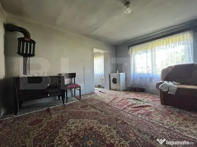 Casă cu teren generos de 1100 mp în Comuna Mică – ideal