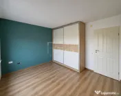 2 camere Mall Vitan decomandat, inst. schimb., et. 3, an 199