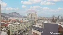 Penthouse de lux cu rooftop și lift privat I Elegant Hou...