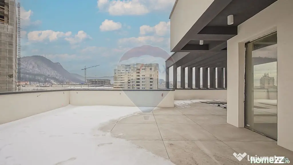 Penthouse de lux cu rooftop și lift privat I Elegant Hou...