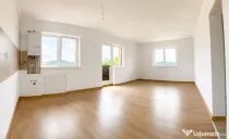 Apartament 3 camere, decomandat - zona Sanpetru
