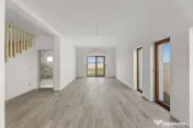 Casă nouă, cu 4 camere, de vânzare, cartier rezidentia...