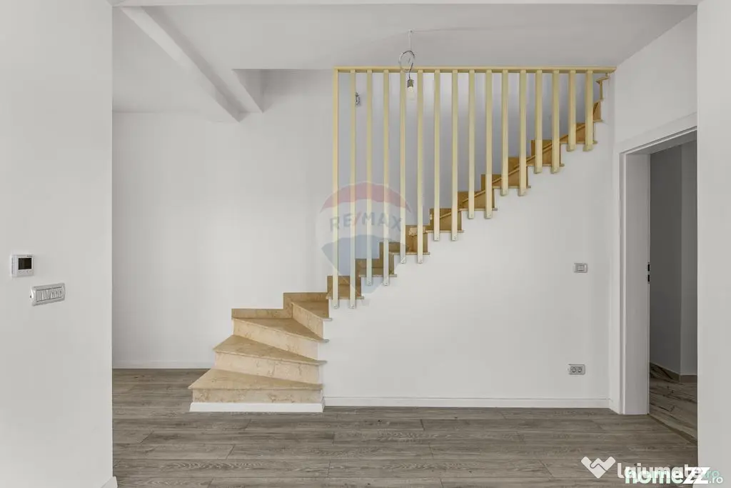 Casă nouă, cu 4 camere, de vânzare, cartier rezidentia...