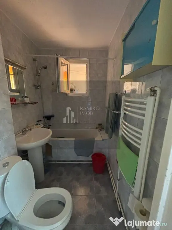 Apartament 3 camere centrala proprie Bulverdul Constantin...