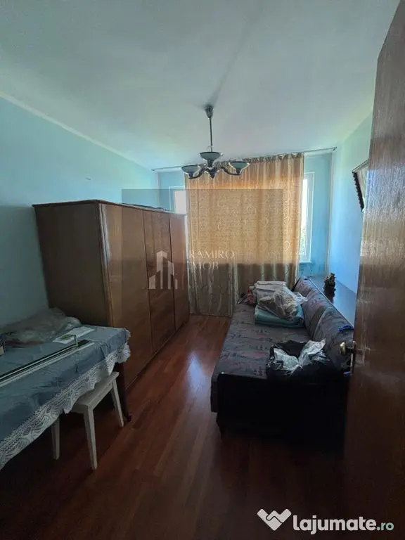 Apartament 3 camere centrala proprie Bulverdul Constantin...