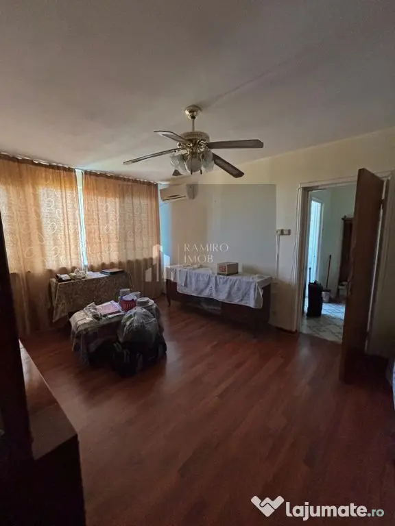 Apartament 3 camere centrala proprie Bulverdul Constantin...