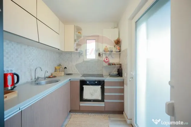 Casă cu 4 camere de vânzare în zona Episcopia Bihorului