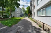 Apartament la etajul 1 - zonă superbă 