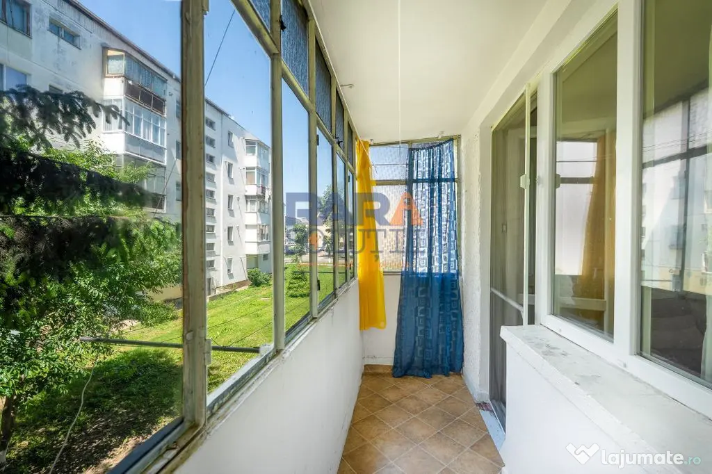 Apartament la etajul 1 - zonă superbă