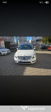 Mercedes Benz B200
