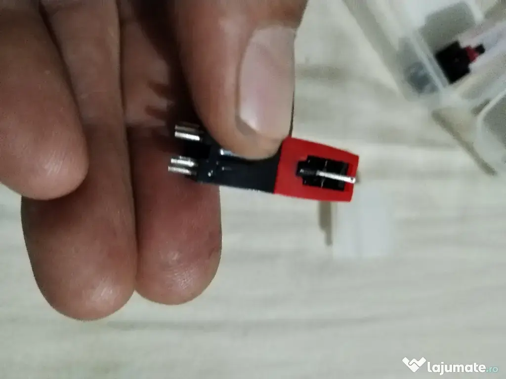 Doză pick-up piezoelectrica nouă