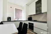 Apartament 2 camere decomandat, finisaje premium, loc de par 