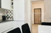 Apartament 2 camere decomandat, finisaje premium, loc de par 