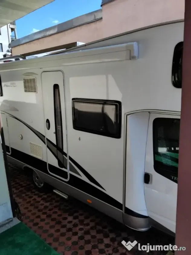 Autorulota /camper Hobby Fiesta / 2015 / 42000 km /schimb