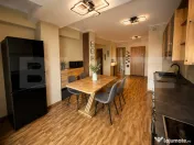Apartament 3 camere, 90 mp, decomandat, 2 băi, zona Fabric