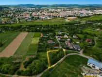 FILM!Teren intravilan autorizatie constructie casa anexe,ari