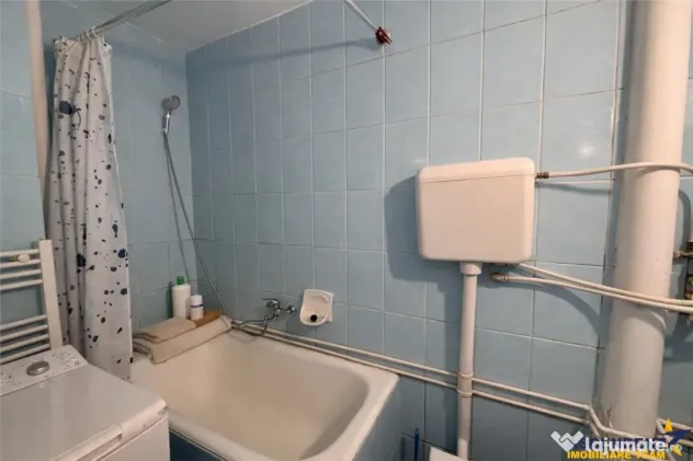 Decomandat, ergonomic, insorit, mobilat, utilat, balcon, Mur