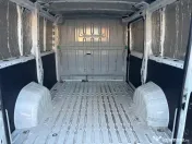 Servicii transport-omul cu duba