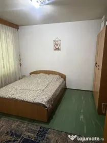 Apartament 3 camere, decomandat, Drumul Taberei