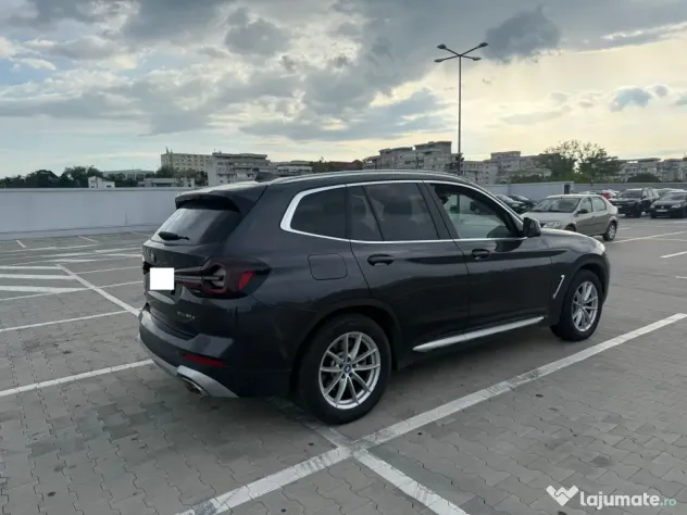 BMW X3 30e Plug-in Hybrid