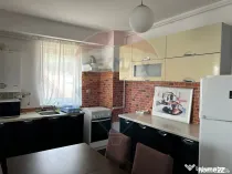 Apartament cu 2 camere de închiriat intr-un bloc cu parc...