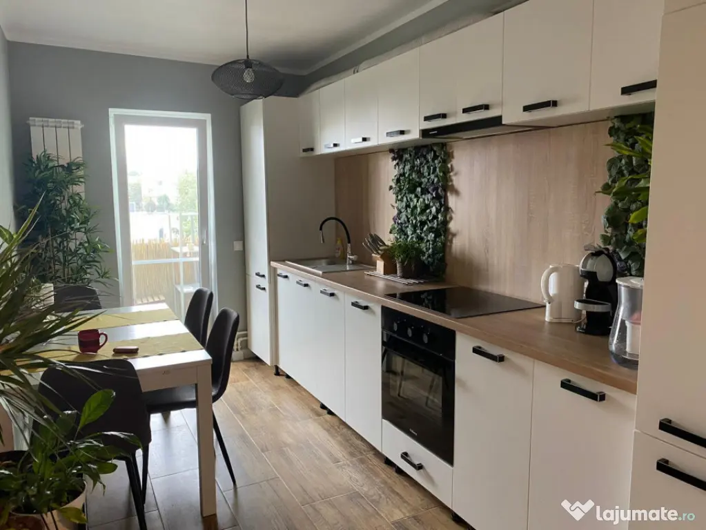 Ultracentral - Strada Babadag, 3 camere, etaj 3, mobilat/uti