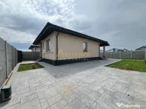 Casa parter- 3 camere- pod - beci